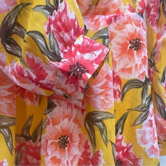 Xtaren Yellow Floral Romper Size Large - Picture 9 of 10